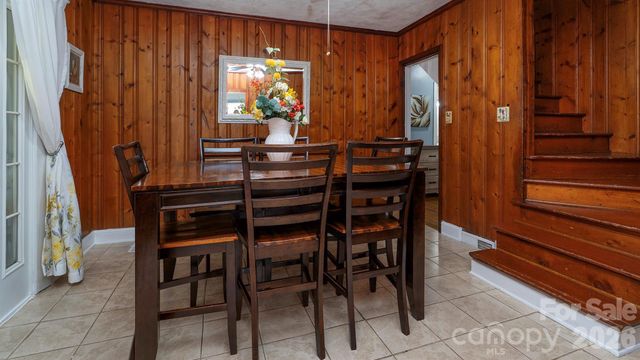 7816 E Lane Drive, Charlotte, NC 28212