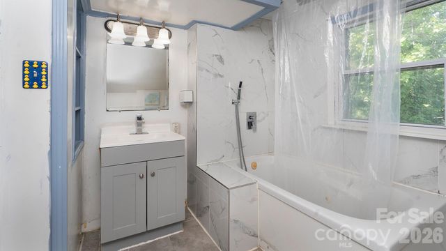 7816 E Lane Drive, Charlotte, NC 28212