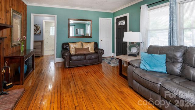 7816 E Lane Drive, Charlotte, NC 28212