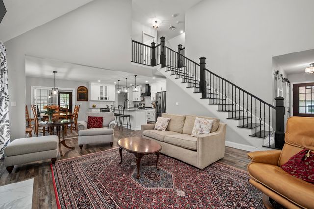 22 Darwin Place, Laconia, NH 03246
