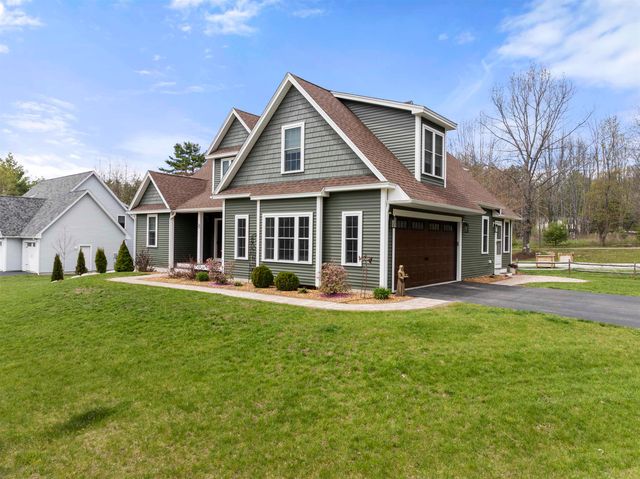 22 Darwin Place, Laconia, NH 03246
