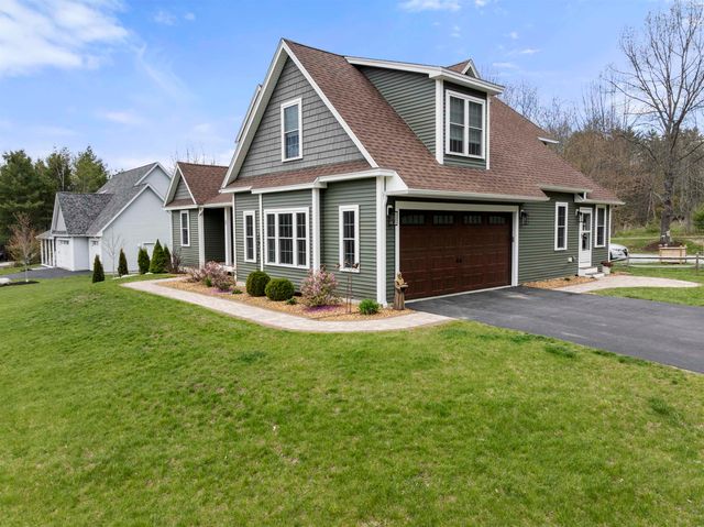 22 Darwin Place, Laconia, NH 03246