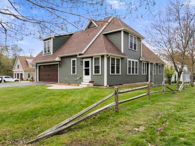 22 Darwin Place, Laconia, NH 03246