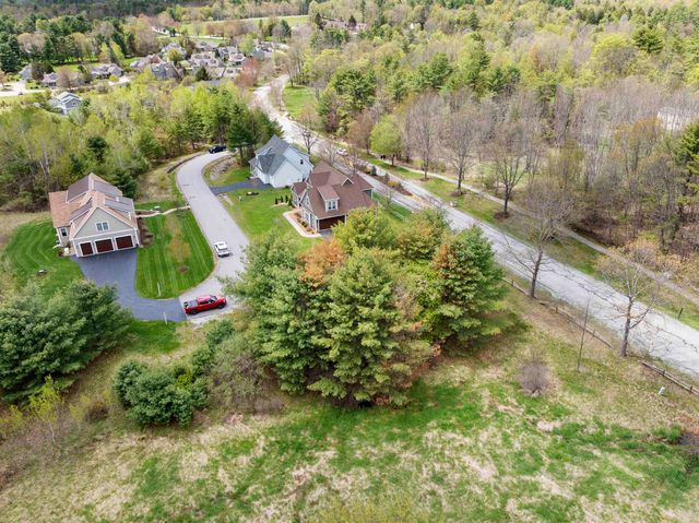 22 Darwin Place, Laconia, NH 03246