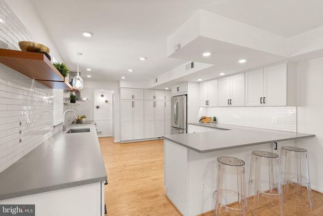 6010 BENALDER DR, Bethesda, MD 20816