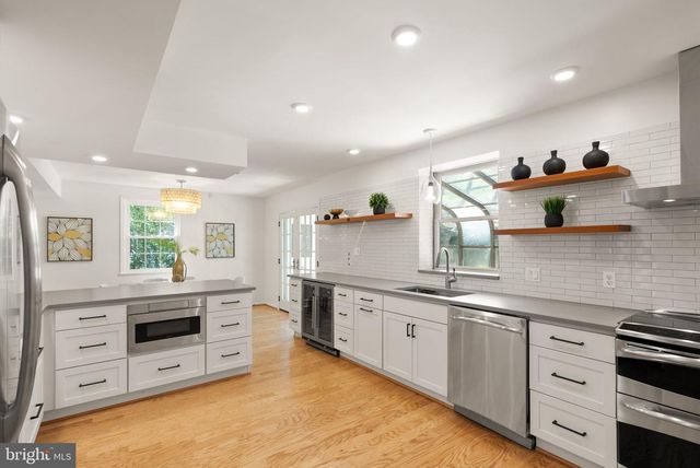 6010 BENALDER DR, Bethesda, MD 20816