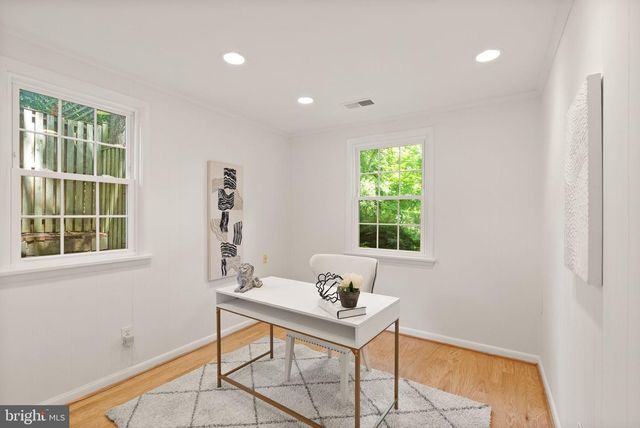 6010 BENALDER DR, Bethesda, MD 20816
