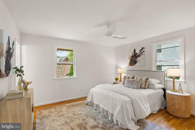 6010 BENALDER DR, Bethesda, MD 20816