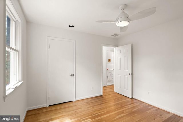 6010 BENALDER DR, Bethesda, MD 20816