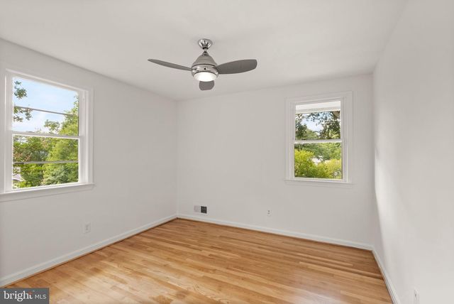 6010 BENALDER DR, Bethesda, MD 20816
