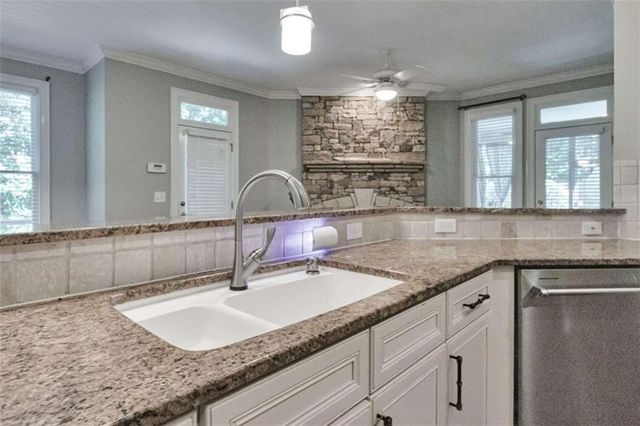 1421 Castlebrooke Way, Marietta, GA 30066