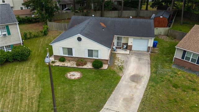 9 Cammy CIR, Portsmouth, VA 23703