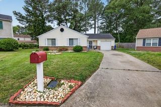 9 Cammy CIR, Portsmouth, VA 23703