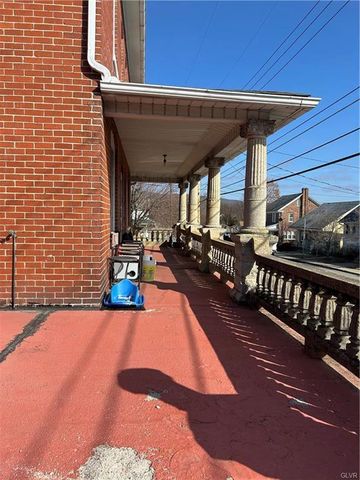 412 Pennsylvania Avenue, Roseto Borough, PA 18013