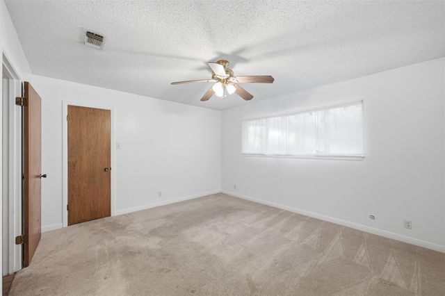 820 Layne Drive, Denison, TX 75020