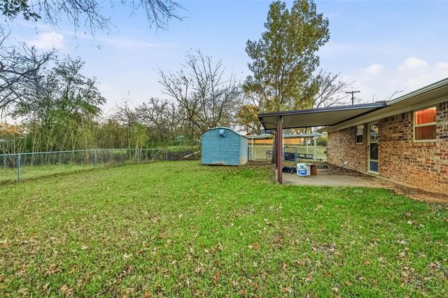 820 Layne Drive, Denison, TX 75020