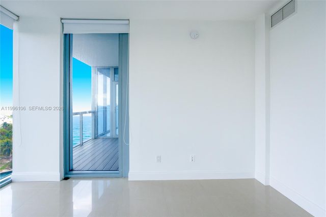 601 NE 36th St 812, Miami, FL 33137