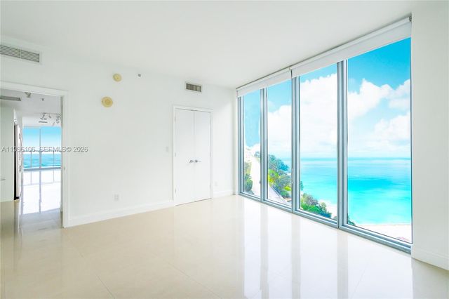 601 NE 36th St 812, Miami, FL 33137