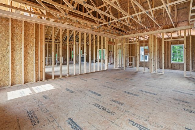 45 Belvior CIR, Moneta, VA 24121
