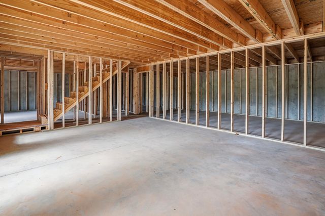 45 Belvior CIR, Moneta, VA 24121