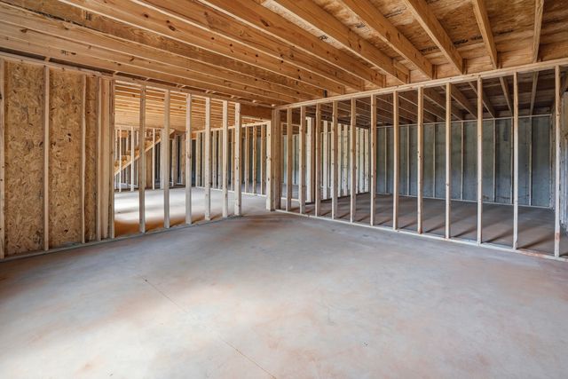 45 Belvior CIR, Moneta, VA 24121