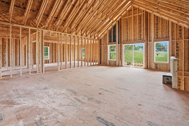 45 Belvior CIR, Moneta, VA 24121