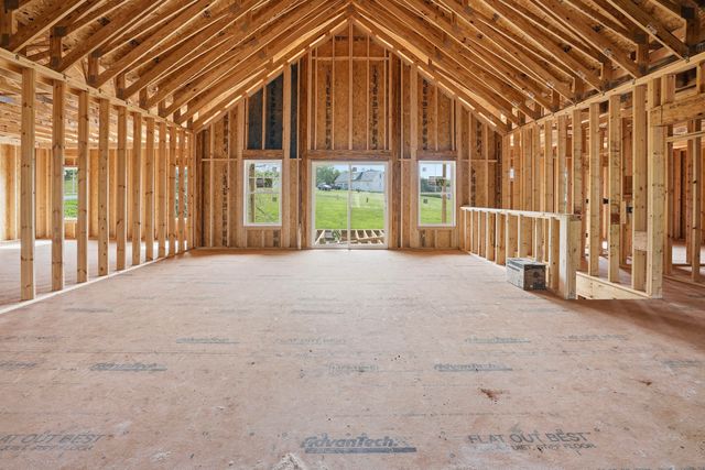 45 Belvior CIR, Moneta, VA 24121