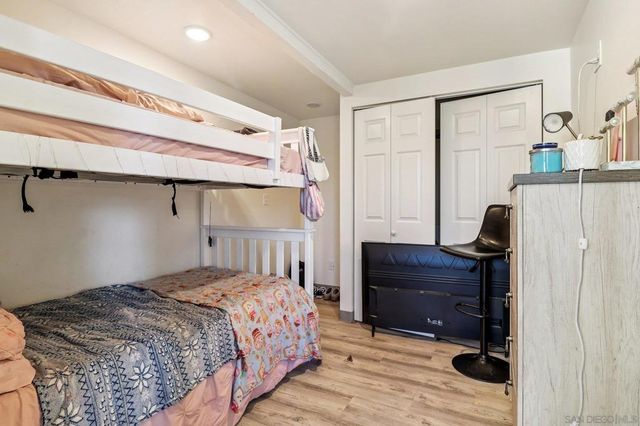 4215 17 Sycamore Dr, San Diego, CA 92105