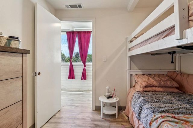 4215 17 Sycamore Dr, San Diego, CA 92105