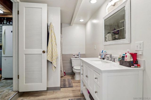 4215 17 Sycamore Dr, San Diego, CA 92105