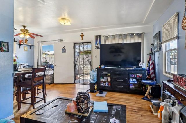 4215 17 Sycamore Dr, San Diego, CA 92105