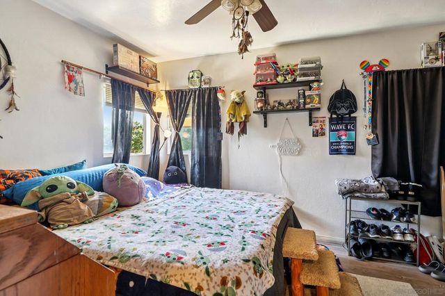 4215 17 Sycamore Dr, San Diego, CA 92105