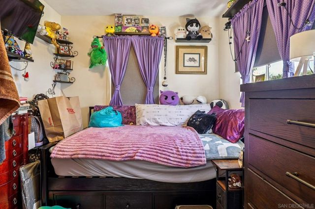 4215 17 Sycamore Dr, San Diego, CA 92105