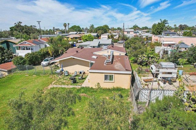 4215 17 Sycamore Dr, San Diego, CA 92105