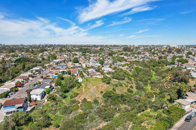 4215 17 Sycamore Dr, San Diego, CA 92105