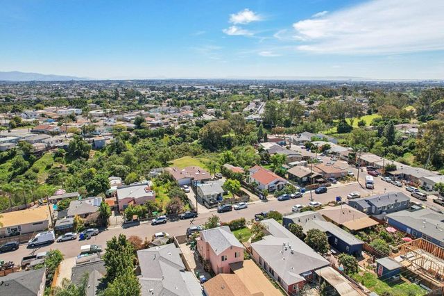 4215 17 Sycamore Dr, San Diego, CA 92105