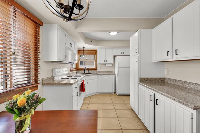 2964 S 102nd STREET, West Allis, WI 53227