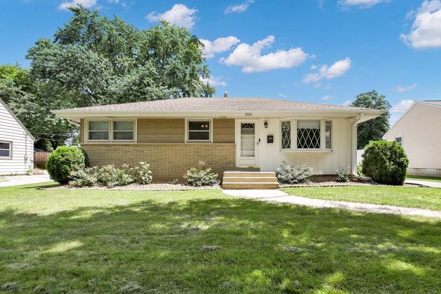 2964 S 102nd STREET, West Allis, WI 53227