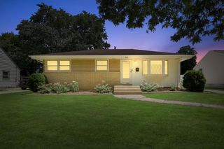 2964 S 102nd STREET, West Allis, WI 53227