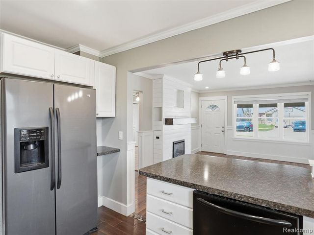 23564 Donaldson Street, Clinton Township, MI 48035