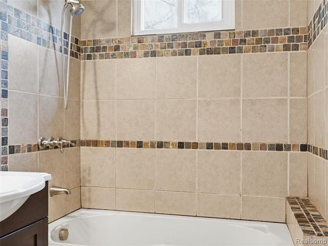 23564 Donaldson Street, Clinton Township, MI 48035