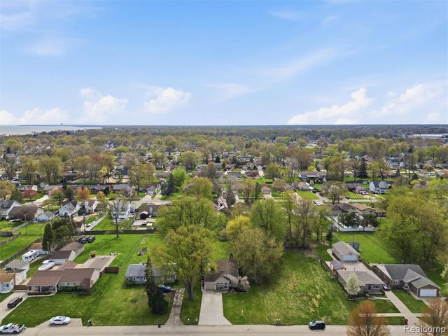 23564 Donaldson Street, Clinton Township, MI 48035
