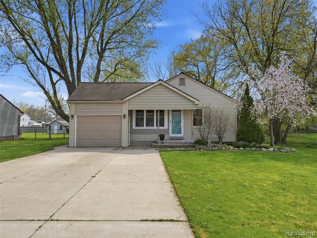 23564 Donaldson Street, Clinton Township, MI 48035