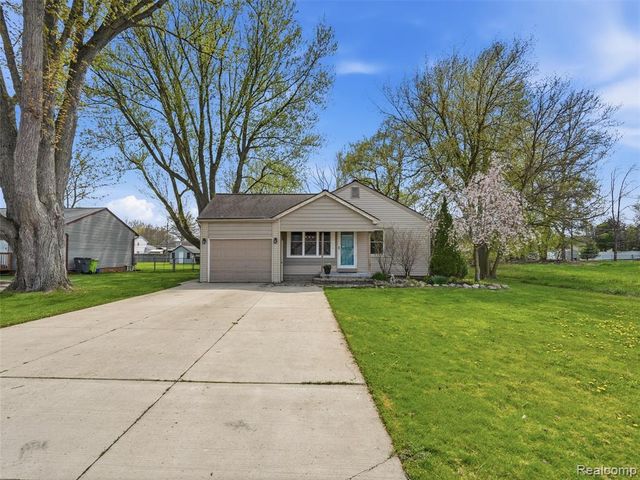 23564 Donaldson Street, Clinton Township, MI 48035