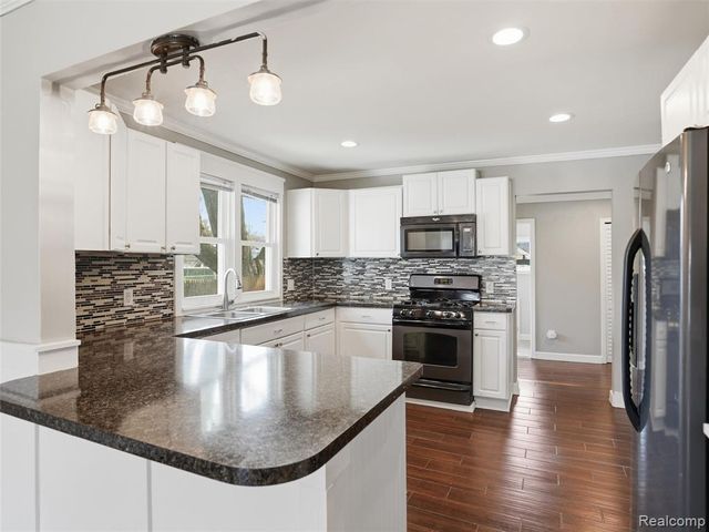 23564 Donaldson Street, Clinton Township, MI 48035