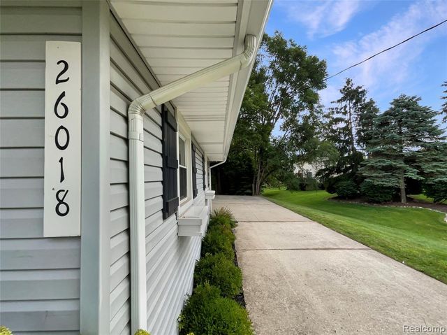 26018 Whipple Street, Novi, MI 48375