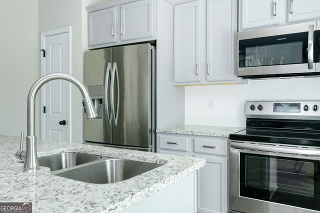 2288 Elise Way, Hampton, GA 30228
