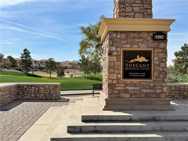 985 Via Canale Drive, Henderson, NV 89011