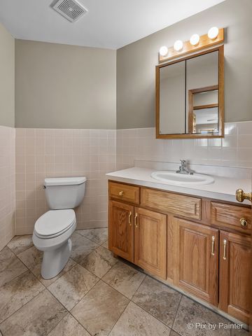 12020 Allendale Road, Woodstock, IL 60098