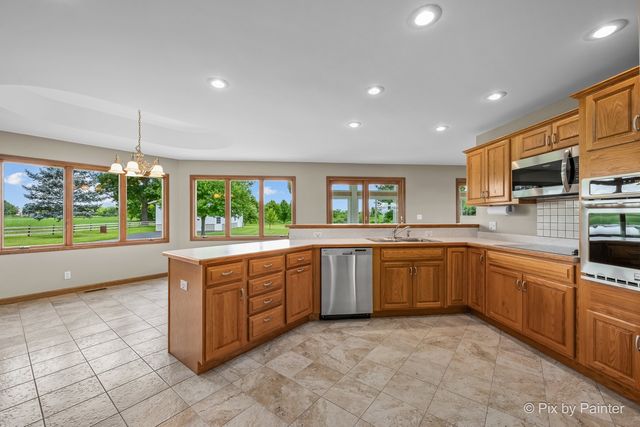 12020 Allendale Road, Woodstock, IL 60098